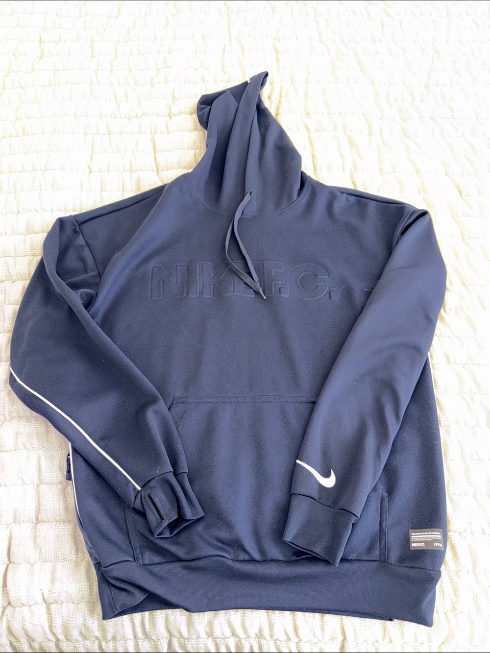 Nike Men's Navy Blue Pullover Hoodie